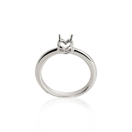 CASTED SOLITAIRE RING WITH HEART GRIFF 4 PRONGS AND ROUND SHANK